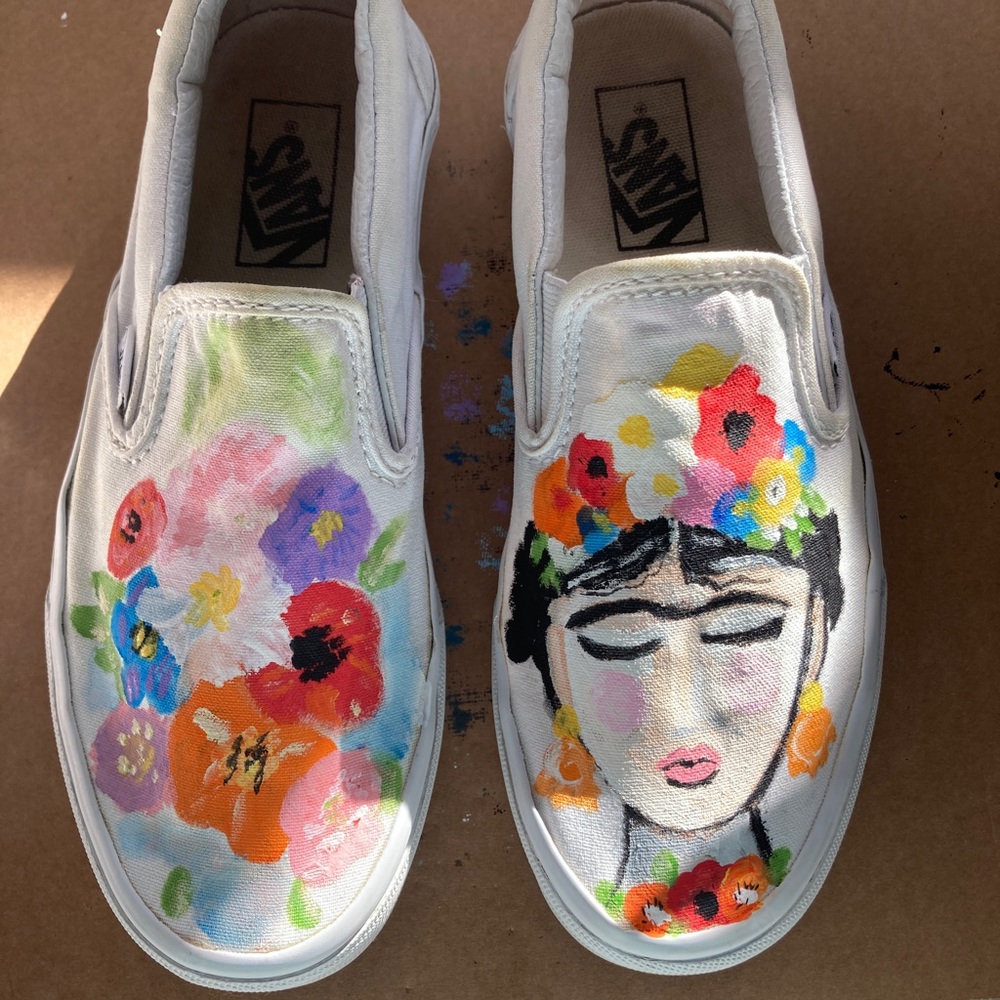 OOAK Vans Hand Painted White Frida Kahlo & Flowers Size 6 Men’s & 7.5 Ladies
